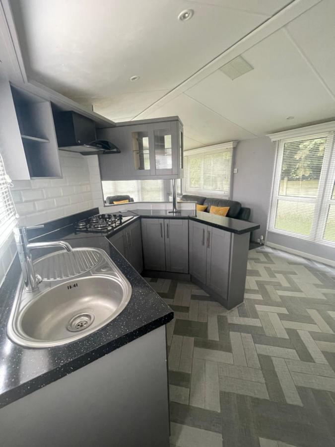 The Winchester Chalet By Sasco Blackpool Esterno foto